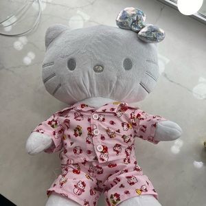 Hello kitty build a bear